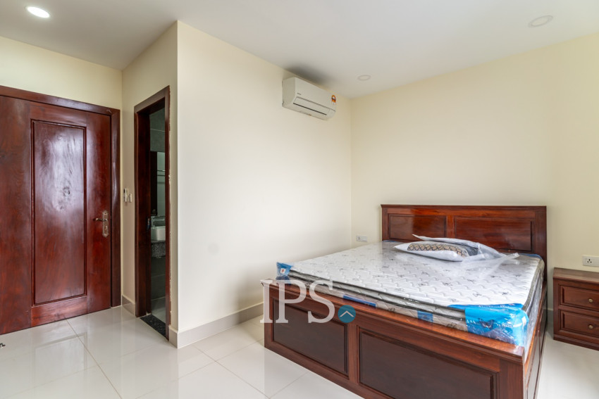 2 Bedroom Serviced Apartment For Rent - Tuek Thla, Phnom Penh