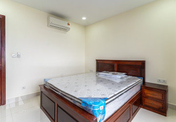 2 Bedroom Serviced Apartment For Rent - Tuek Thla, Phnom Penh thumbnail