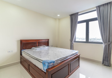 2 Bedroom Serviced Apartment For Rent - Tuek Thla, Phnom Penh thumbnail
