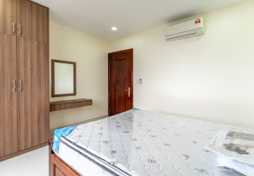 2 Bedroom Serviced Apartment For Rent - Tuek Thla, Phnom Penh thumbnail