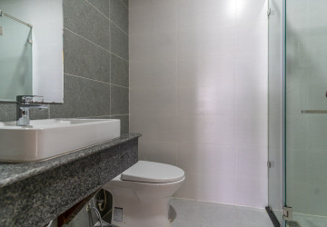 2 Bedroom Serviced Apartment For Rent - Tuek Thla, Phnom Penh thumbnail