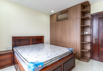 2 Bedroom Serviced Apartment For Rent - Tuek Thla, Phnom Penh thumbnail