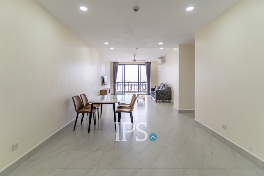 2 Bedroom Serviced Apartment For Rent - Tuek Thla, Phnom Penh