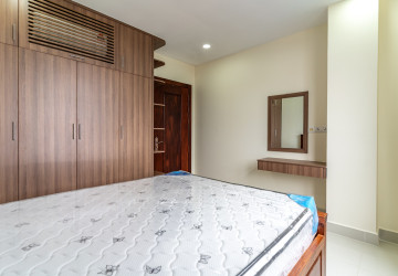 2 Bedroom Serviced Apartment For Rent - Tuek Thla, Phnom Penh thumbnail