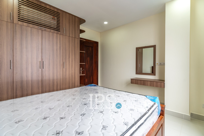 2 Bedroom Serviced Apartment For Rent - Tuek Thla, Phnom Penh