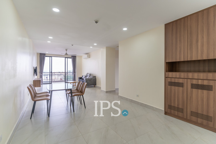 2 Bedroom Serviced Apartment For Rent - Tuek Thla, Phnom Penh