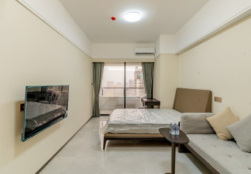 35 Sqm Studio Condo For Rent - Le Conde, BKK1, Phnom Penh thumbnail