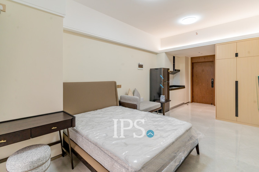 35 Sqm Studio Condo For Rent - Le Conde, BKK1, Phnom Penh