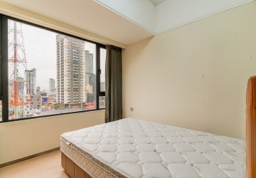 3 Bedroom Condo For Rent - Le Conde, BKK1, Phnom Penh thumbnail