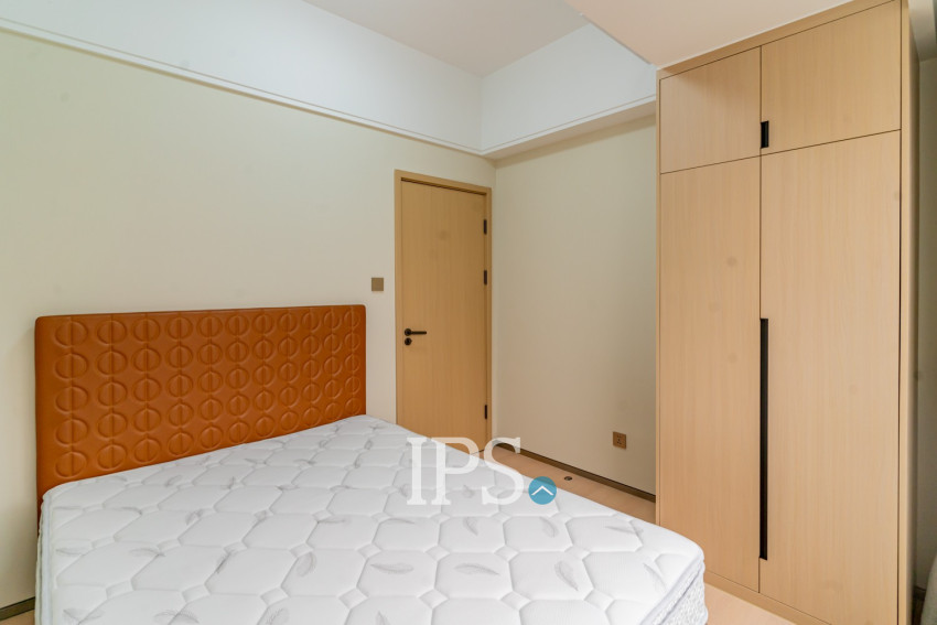 3 Bedroom Condo For Rent - Le Conde, BKK1, Phnom Penh