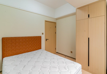 3 Bedroom Condo For Rent - Le Conde, BKK1, Phnom Penh thumbnail