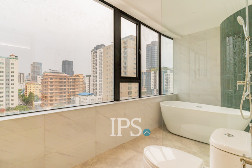 3 Bedroom Condo For Rent - Le Conde, BKK1, Phnom Penh