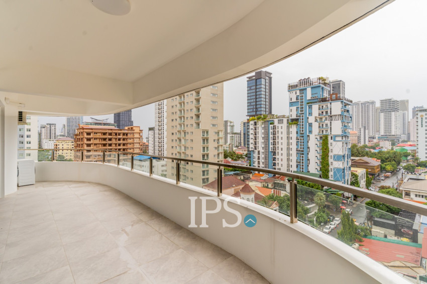 3 Bedroom Condo For Rent - Le Conde, BKK1, Phnom Penh