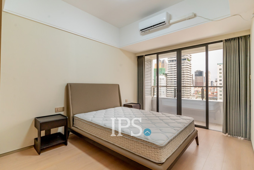 3 Bedroom Condo For Rent - Le Conde, BKK1, Phnom Penh
