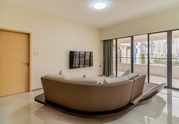 3 Bedroom Condo For Rent - Le Conde, BKK1, Phnom Penh thumbnail