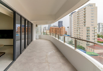 3 Bedroom Condo For Rent - Le Conde, BKK1, Phnom Penh thumbnail