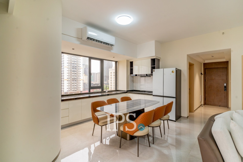 3 Bedroom Condo For Rent - Le Conde, BKK1, Phnom Penh