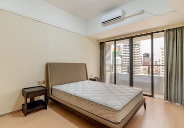 3 Bedroom Condo For Rent - Le Conde, BKK1, Phnom Penh thumbnail