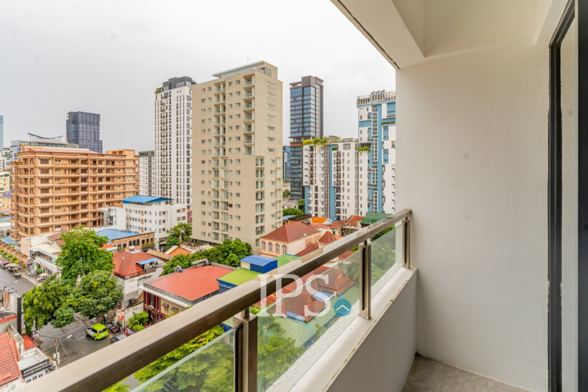 3 Bedroom Condo For Rent - Le Conde, BKK1, Phnom Penh