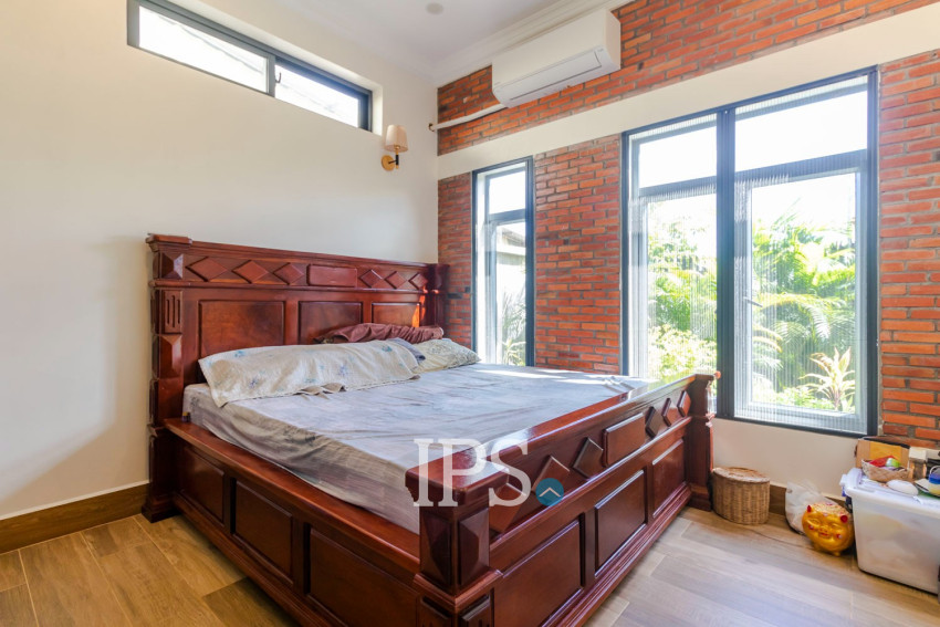 4 Bedroom House For Sale - Svay Dangkum, Siem Reap