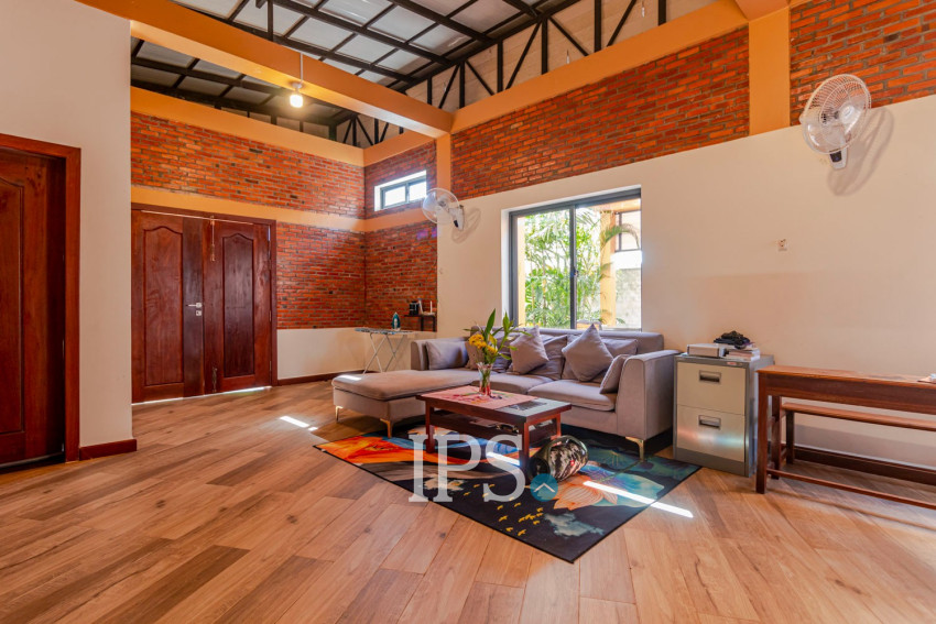 4 Bedroom House For Sale - Svay Dangkum, Siem Reap