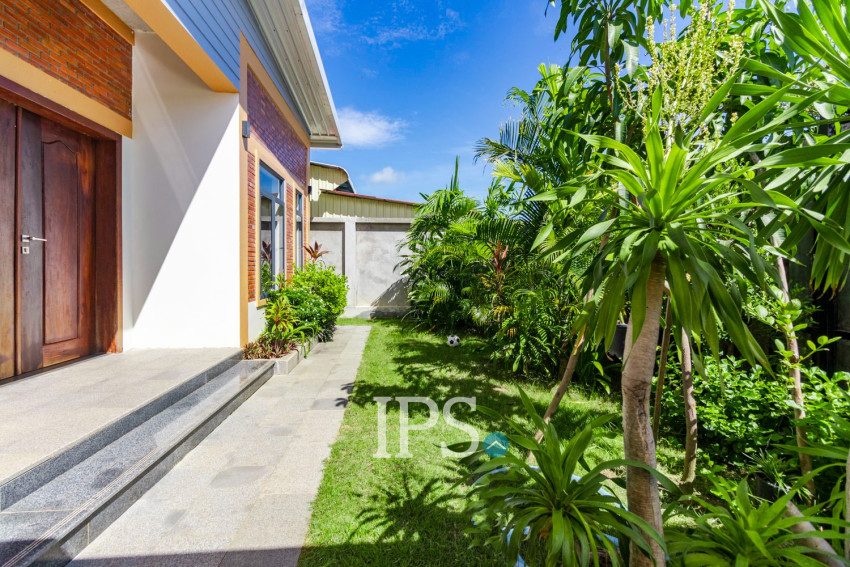 4 Bedroom House For Sale - Svay Dangkum, Siem Reap