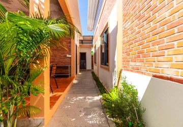 4 Bedroom House For Sale - Svay Dangkum, Siem Reap thumbnail