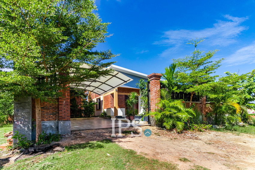 4 Bedroom House For Sale - Svay Dangkum, Siem Reap