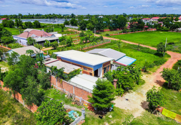 4 Bedroom House For Sale - Svay Dangkum, Siem Reap thumbnail