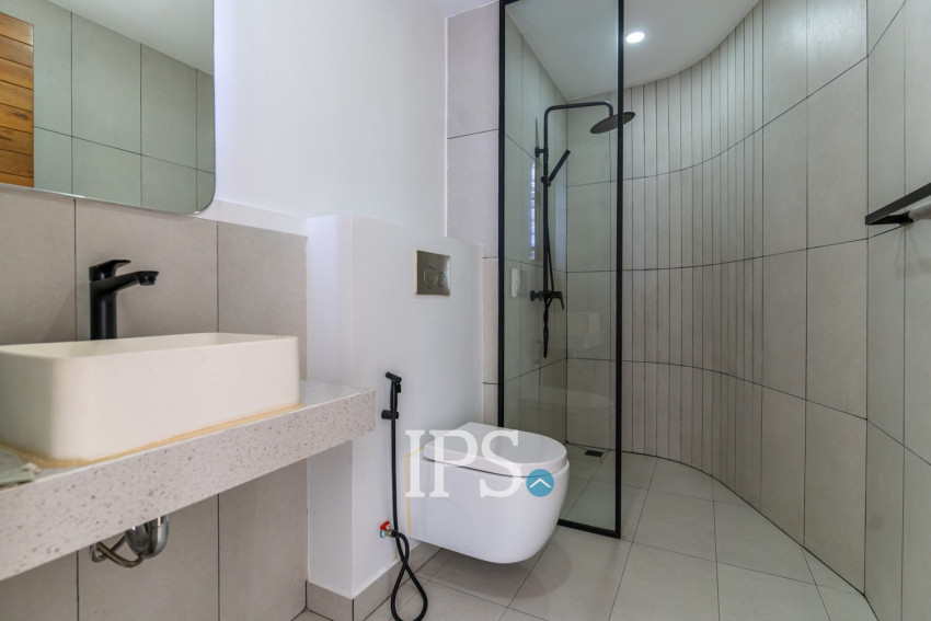 4 Bedroom  Townhouse For Rent - Veal Sbov, Phnom Penh