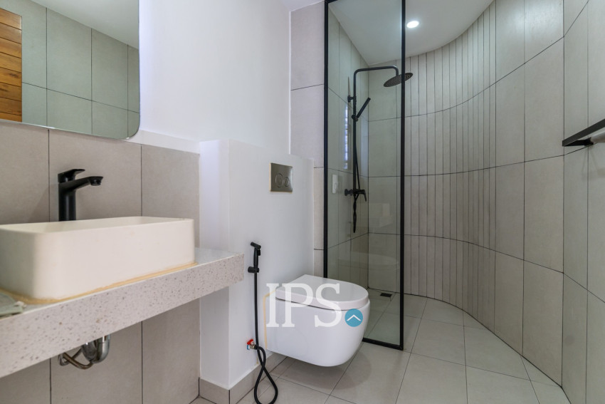 4 Bedroom  Townhouse For Sale in Veal Sbov, Phnom Penh
