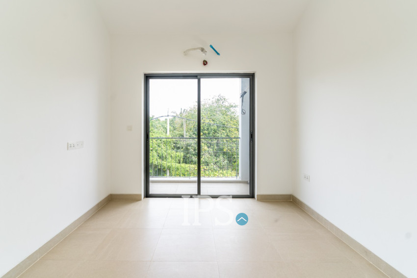 4 Bedroom  Townhouse For Sale in Veal Sbov, Phnom Penh