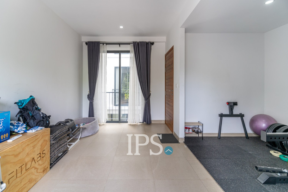 4 Bedroom  Townhouse For Sale in Veal Sbov, Phnom Penh - Image 16