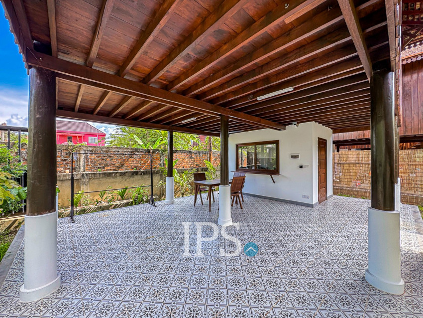 1 Bedroom Wooden House For Rent - Sala Kamreuk, Siem Reap