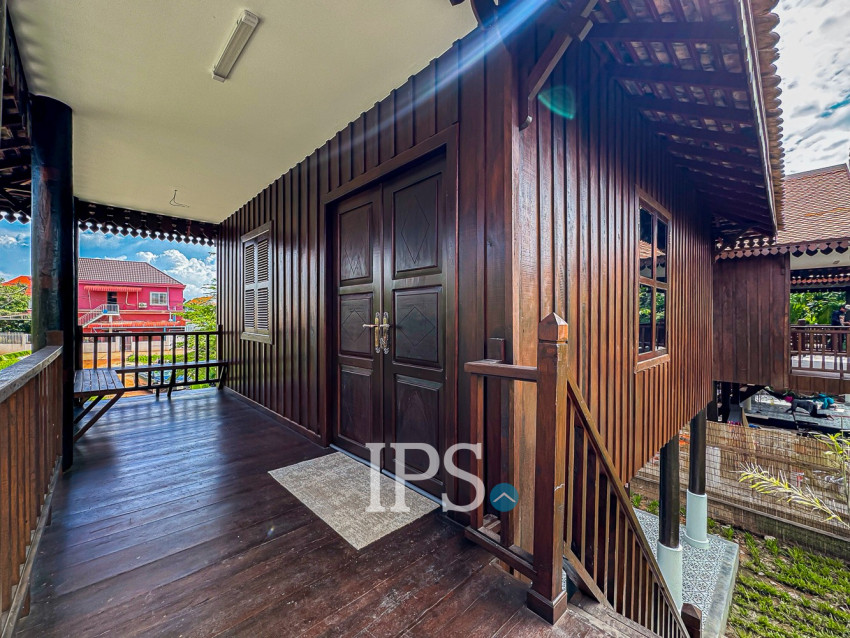 1 Bedroom Wooden House For Rent - Sala Kamreuk, Siem Reap