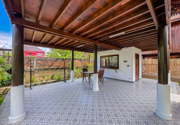 1 Bedroom Wooden House For Rent - Sala Kamreuk, Siem Reap thumbnail