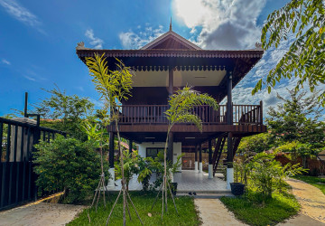 1 Bedroom Wooden House For Rent - Sala Kamreuk, Siem Reap thumbnail