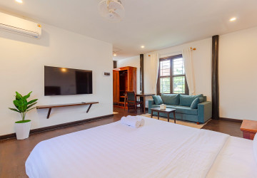 1 Bedroom Wooden House For Rent - Sala Kamreuk, Siem Reap thumbnail