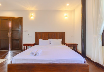 1 Bedroom Wooden House For Rent - Sala Kamreuk, Siem Reap thumbnail