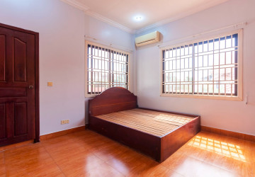 3 Bedroom Apartment For Rent - Svay Dangkum, Siem Reap thumbnail