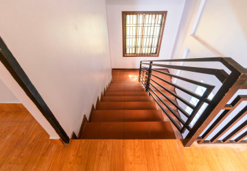 3 Bedroom Apartment For Rent - Svay Dangkum, Siem Reap thumbnail