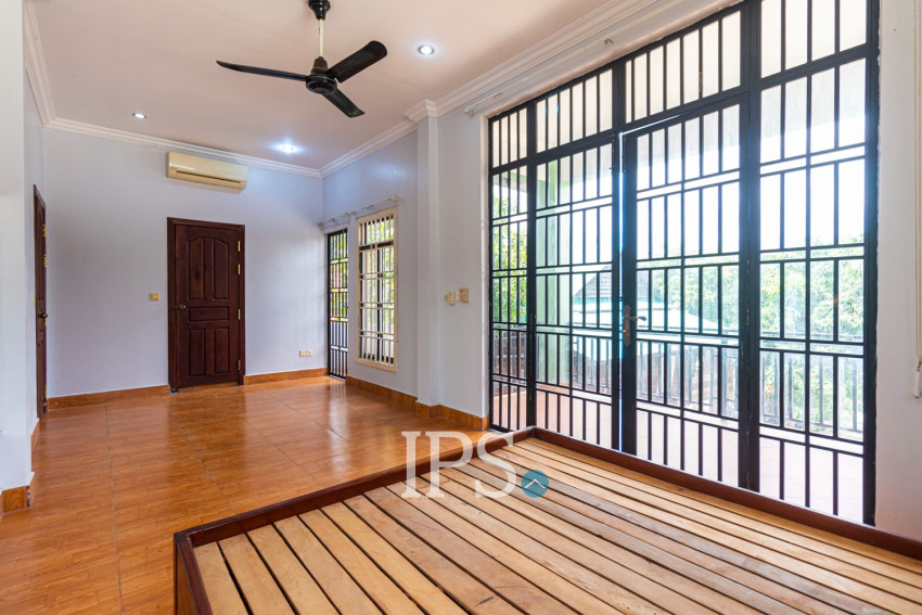 3 Bedroom Apartment For Rent - Svay Dangkum, Siem Reap