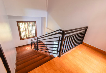 3 Bedroom Apartment For Rent - Svay Dangkum, Siem Reap thumbnail