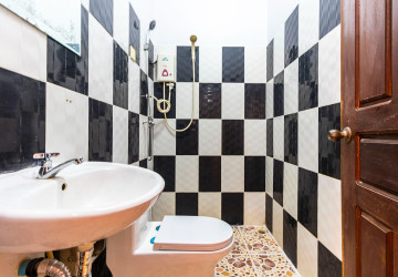 3 Bedroom Apartment For Rent - Svay Dangkum, Siem Reap thumbnail