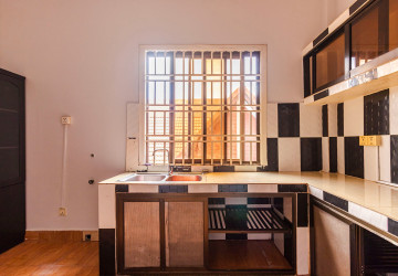 3 Bedroom Apartment For Rent - Svay Dangkum, Siem Reap thumbnail