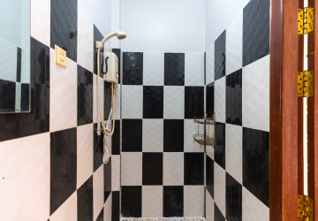 3 Bedroom Apartment For Rent - Svay Dangkum, Siem Reap thumbnail