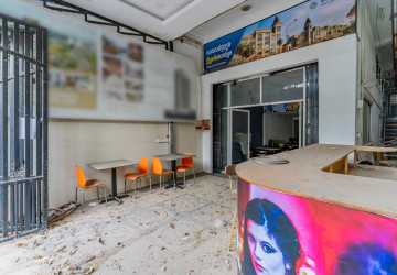 8 Bedroom Shophouse For Rent - Toul Tum Poung 1, Phnom Penh thumbnail