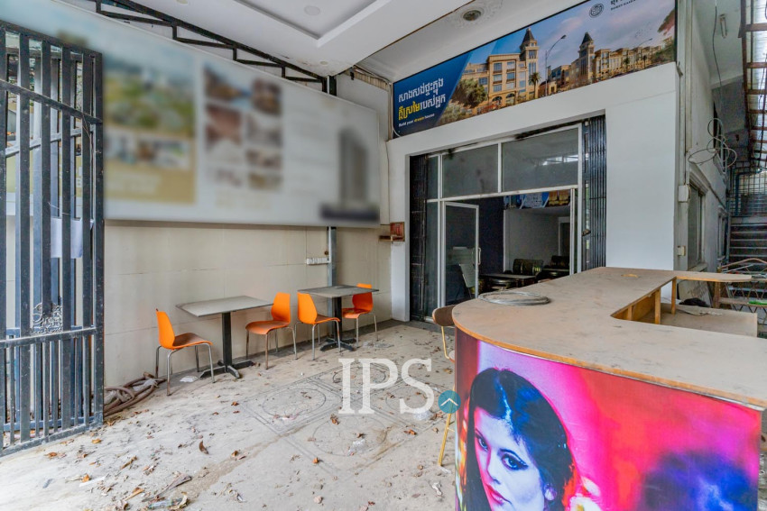 8 Bedroom Shophouse For Rent - Toul Tum Poung 1, Phnom Penh