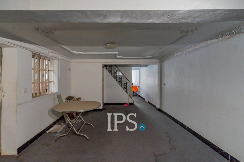 8 Bedroom Shophouse For Rent - Toul Tum Poung 1, Phnom Penh