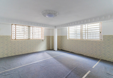 8 Bedroom Shophouse For Rent - Toul Tum Poung 1, Phnom Penh thumbnail